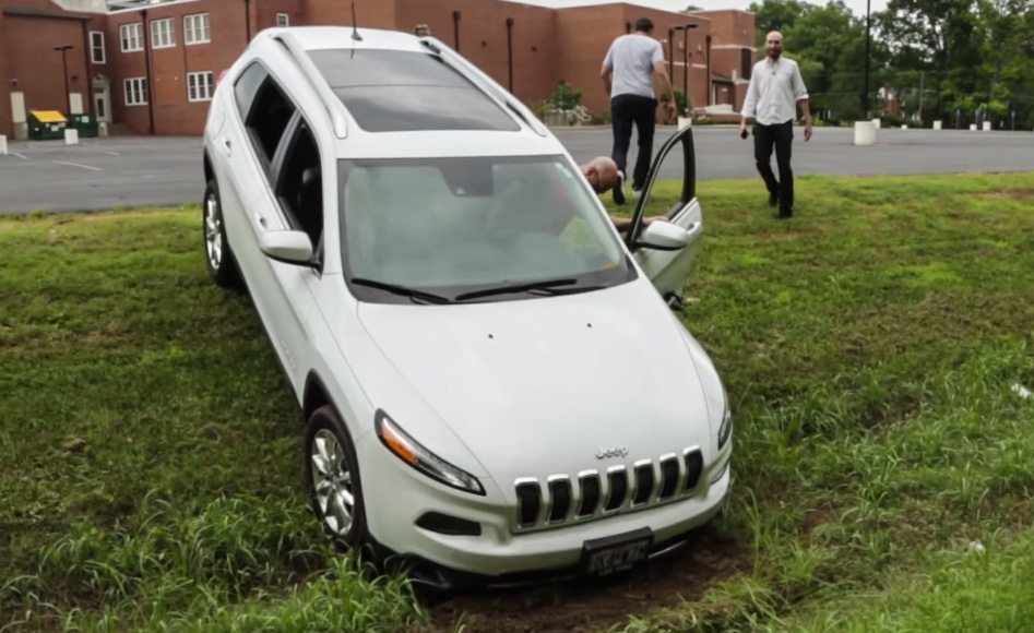 Piratage à distance d’une Jeep Cherokee